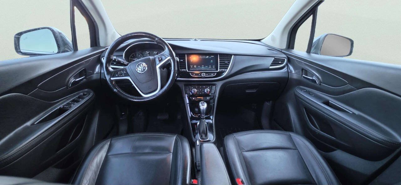 Used 2019 Buick Encore Essence w/ Experience Buick Package FWD image 8
