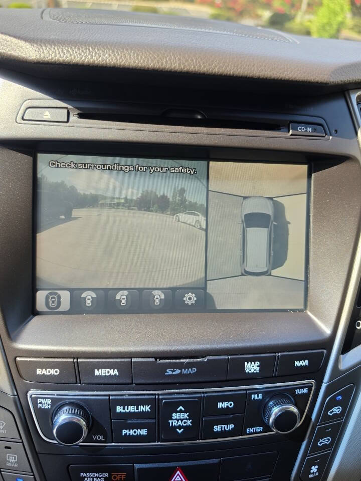 Used 2017 Hyundai Santa Fe Limited FWD image 19