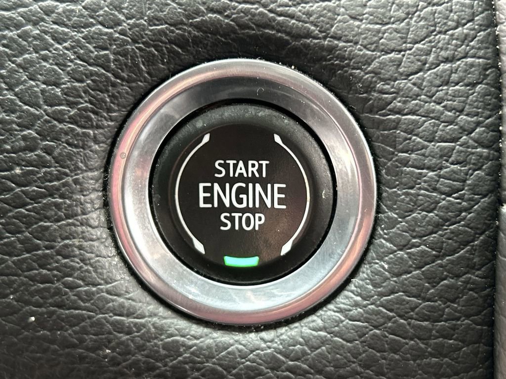 Used 2023 GMC Yukon Denali w/ Max Trailering Package image 17