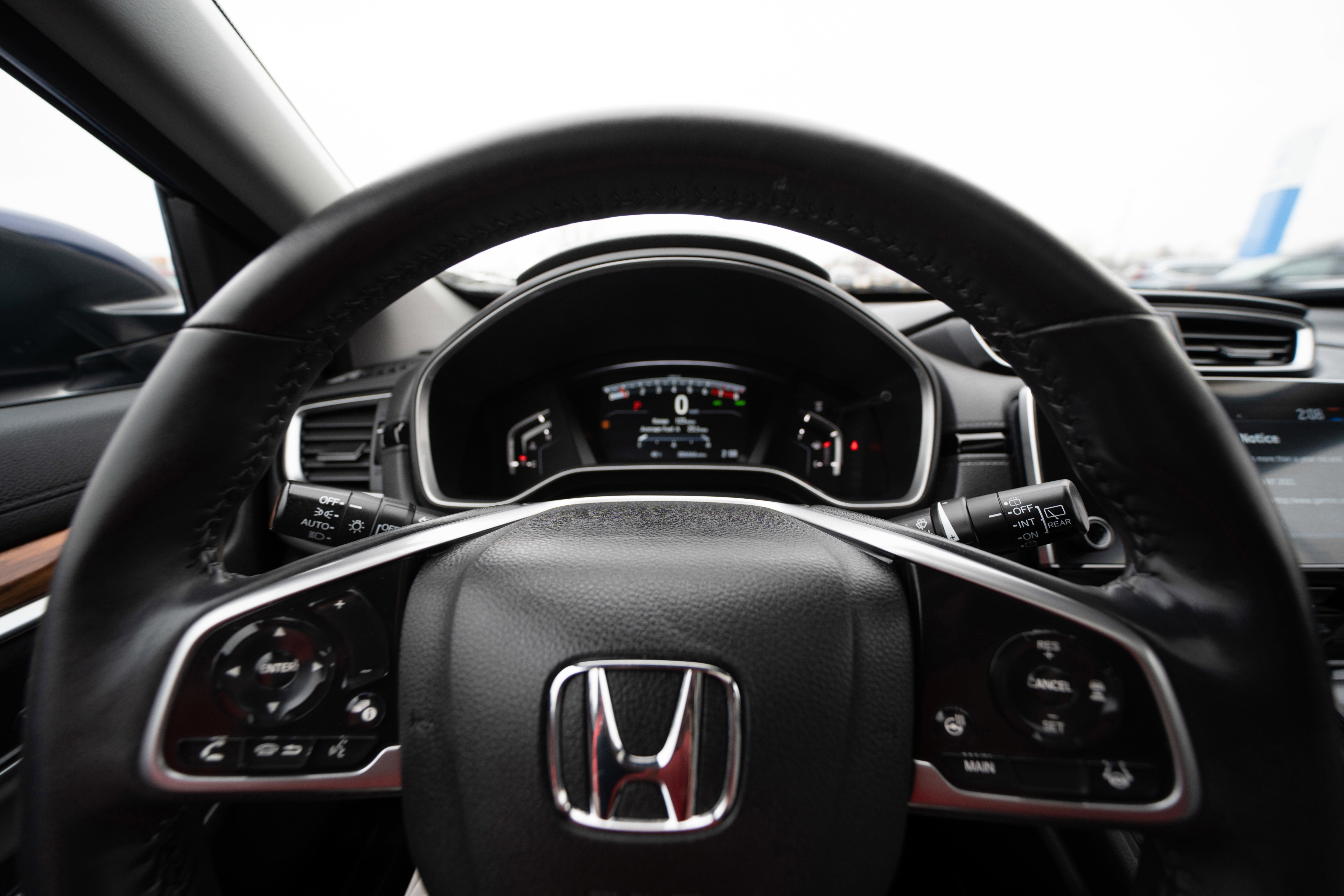 Used 2022 Honda CR-V Touring image 15