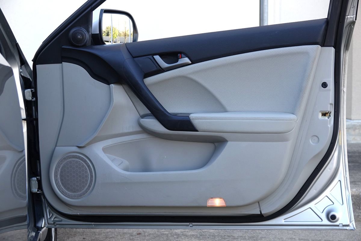 Used 2009 Acura TSX Sedan image 38