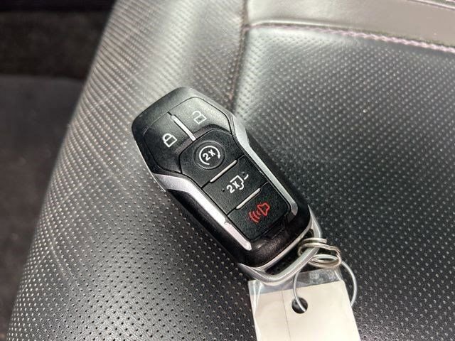 Used 2015 Ford F150 Platinum w/ Equipment Group 701A Luxury image 53