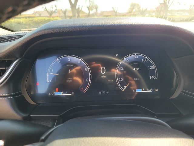 Used 2024 Jeep Grand Cherokee Altitude image 23