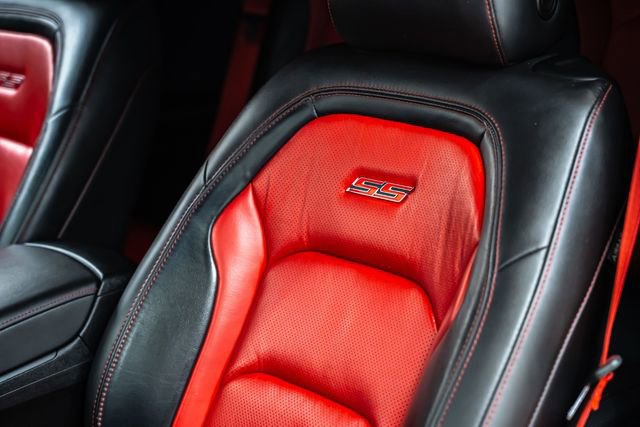 Used 2021 Chevrolet Camaro SS image 19