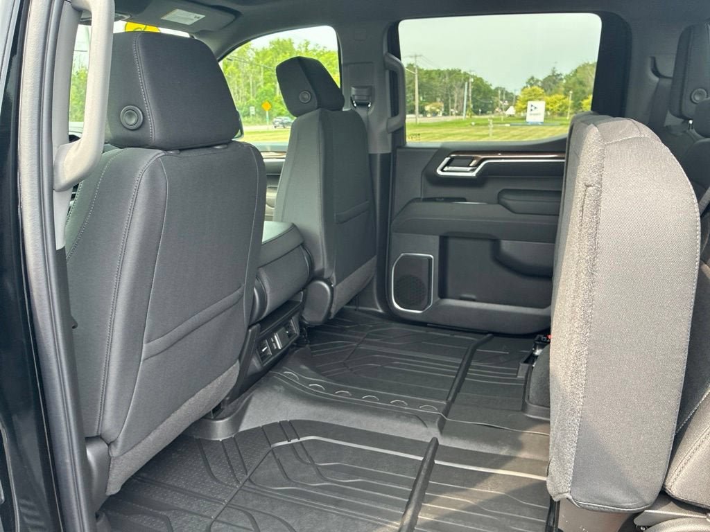 New 2026 Chevrolet Silverado 1500 RST AWD/4WD image 23
