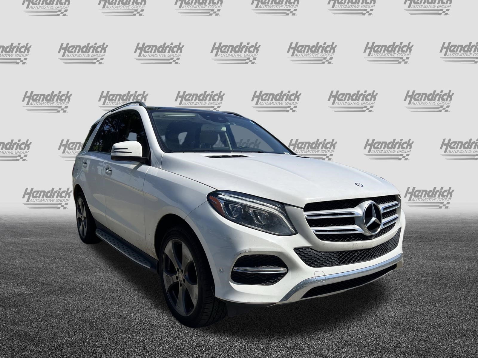 Used 2017 Mercedes-Benz GLE 350 4MATIC image 2
