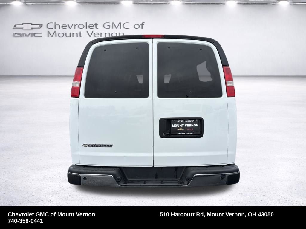 Used 2021 Chevrolet Express 3500 LT w/ LT Preferred Equipment Group image 5