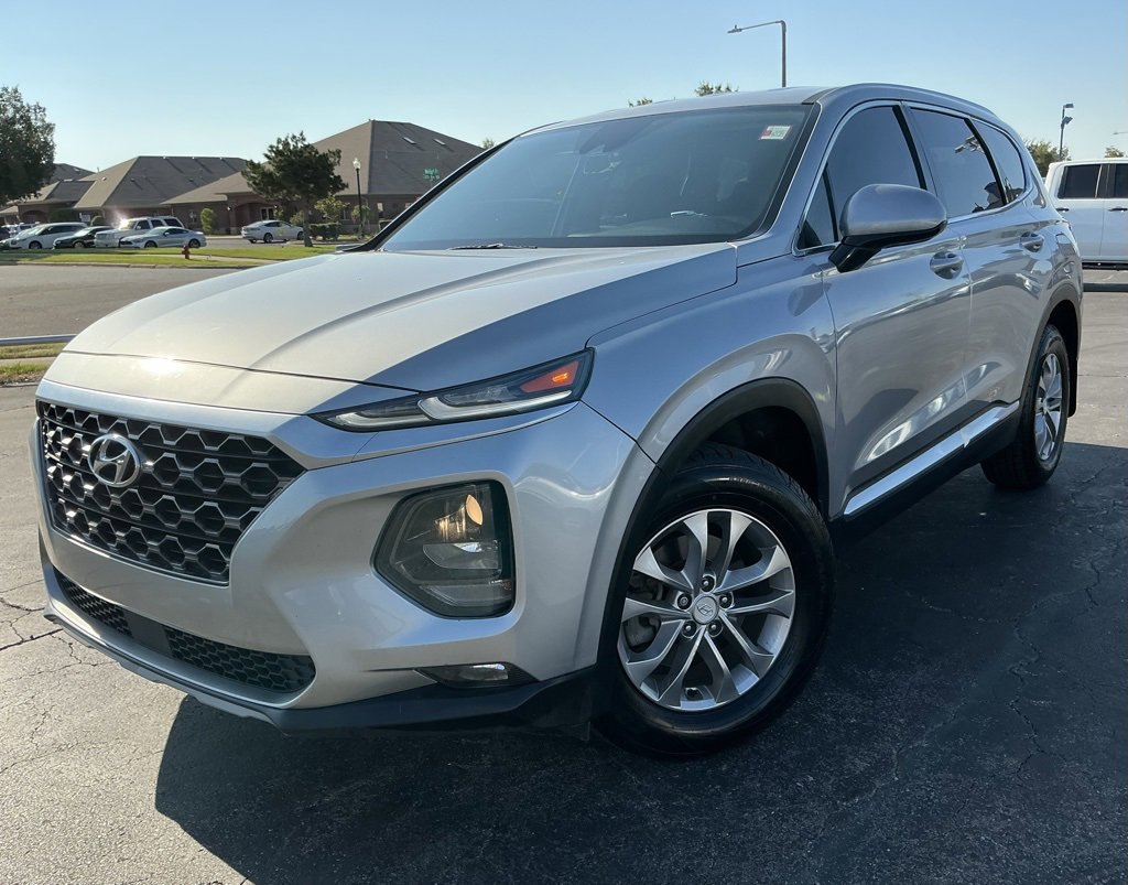 Used 2020 Hyundai Santa Fe SEL image 2