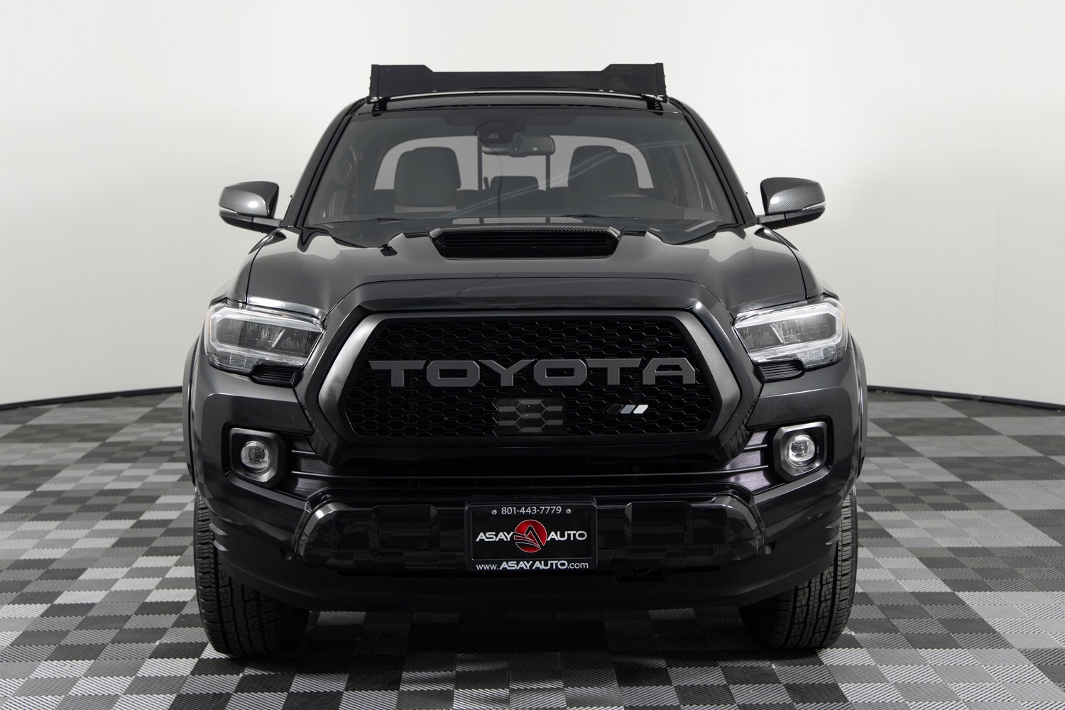 Used 2022 Toyota Tacoma TRD Sport w/ Technology Package image 12