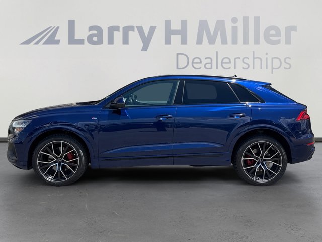 Used 2021 Audi Q8 Prestige w/ Prestige Package AWD/4WD image 2