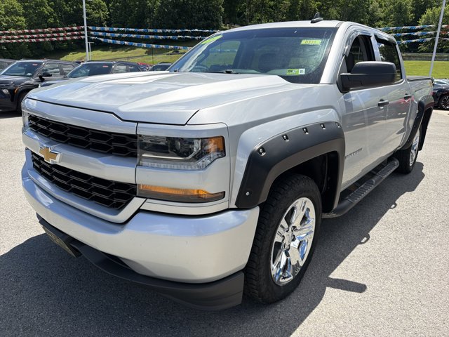 Used 2018 Chevrolet Silverado 1500 Custom w/ Custom Value Package AWD/4WD image 12
