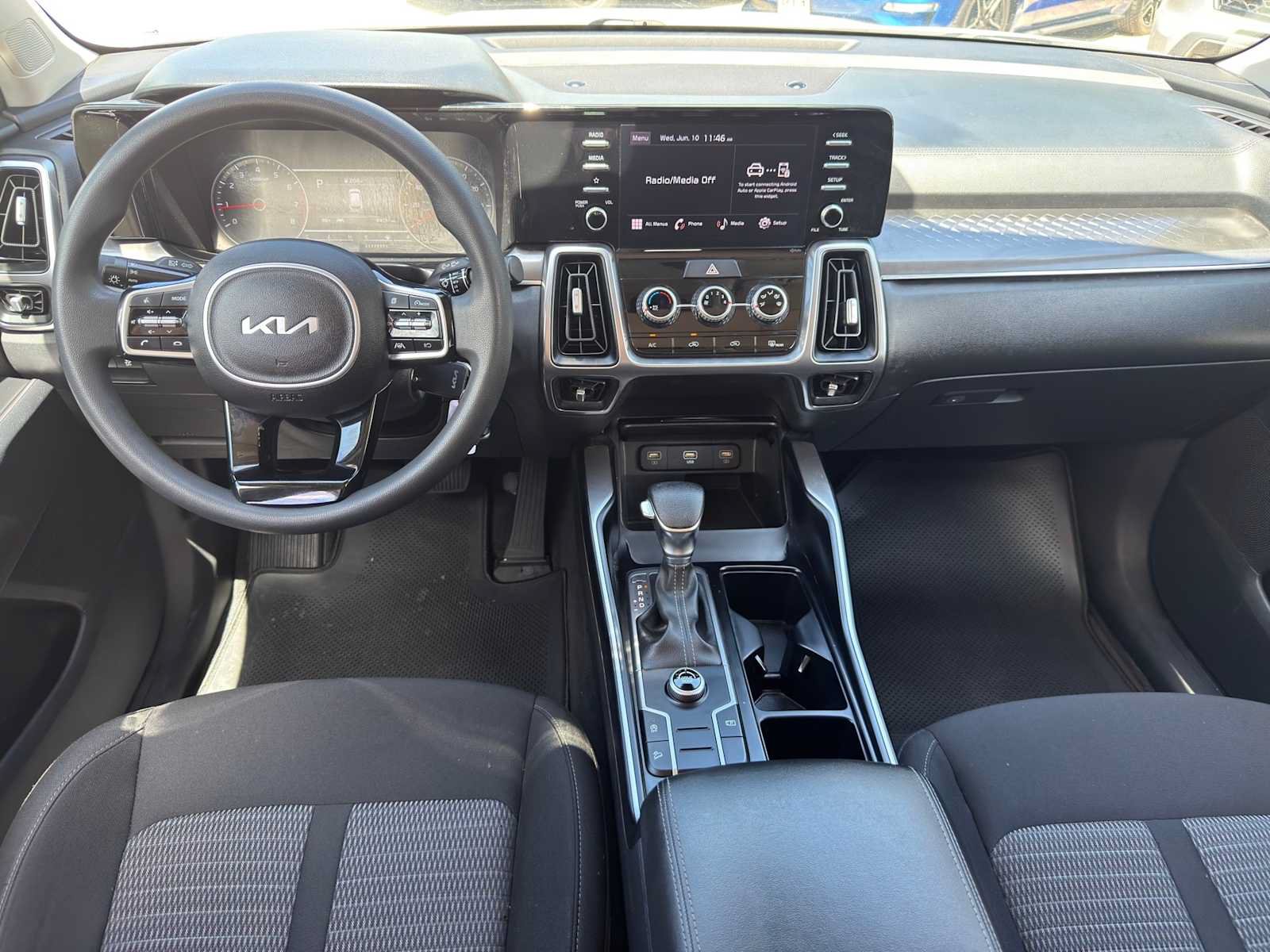 Certified 2023 Kia Sorento LX FWD image 27