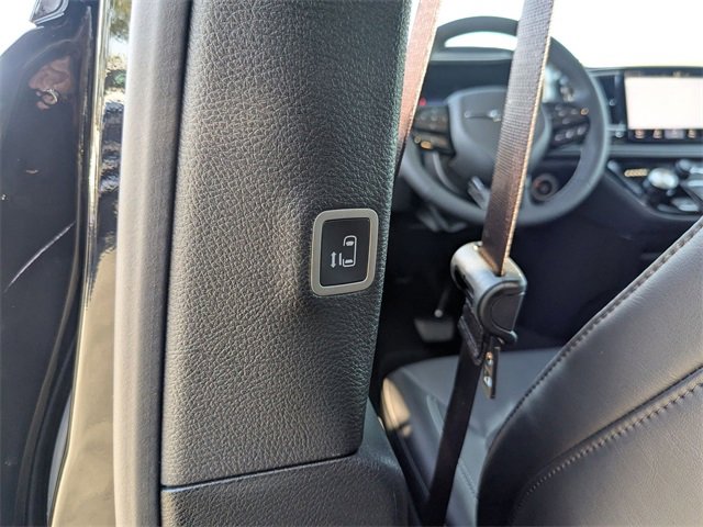 New 2026 Chrysler Pacifica Select image 27
