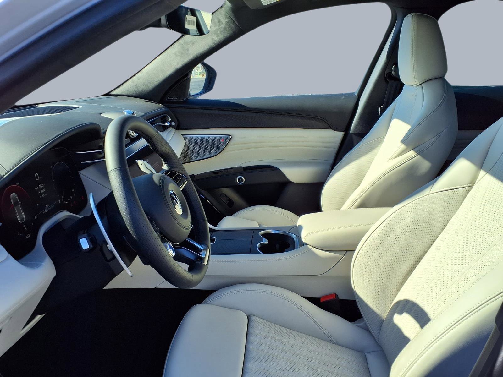 New 2026 Maserati Grecale Modena image 8