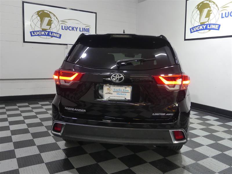 Used 2019 Toyota Highlander Limited AWD/4WD image 8