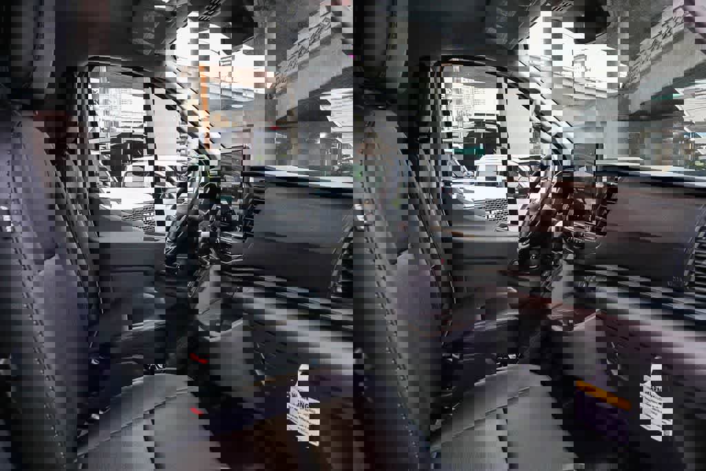 New 2026 Ford Transit 250 Low Roof image 17