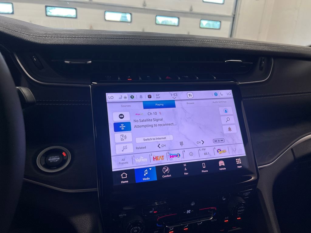 New 2025 Jeep Grand Cherokee Limited image 22