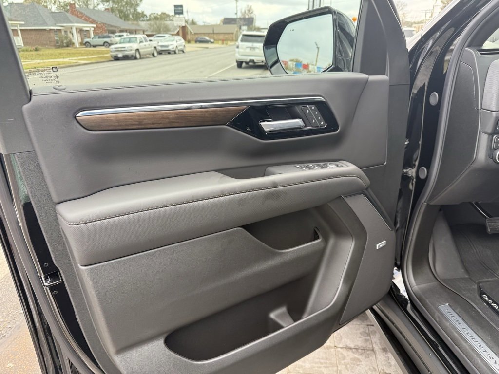 New 2026 Chevrolet Tahoe High Country image 11