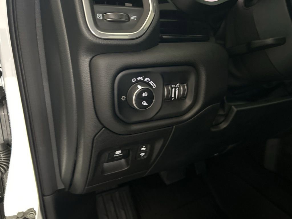 New 2025 RAM 1500 Laramie w/ Night Edition image 44