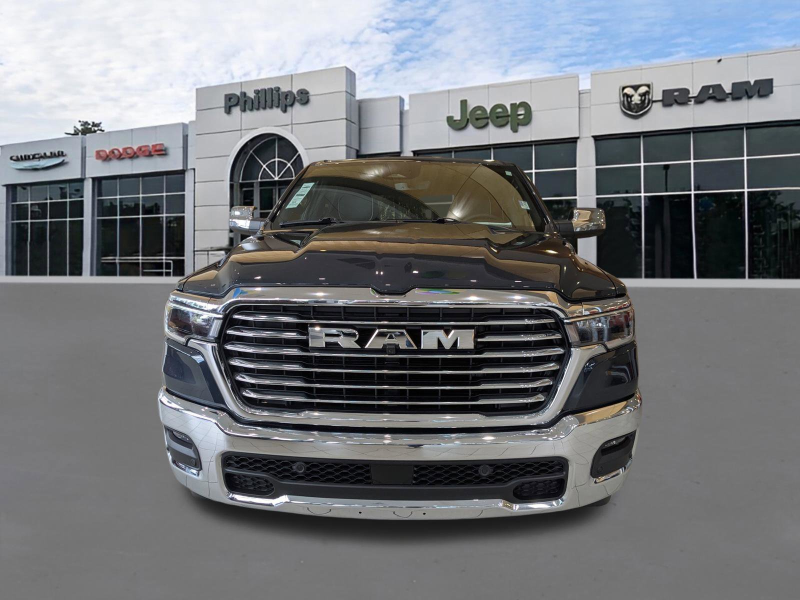 New 2026 RAM 1500 Laramie AWD/4WD image 8