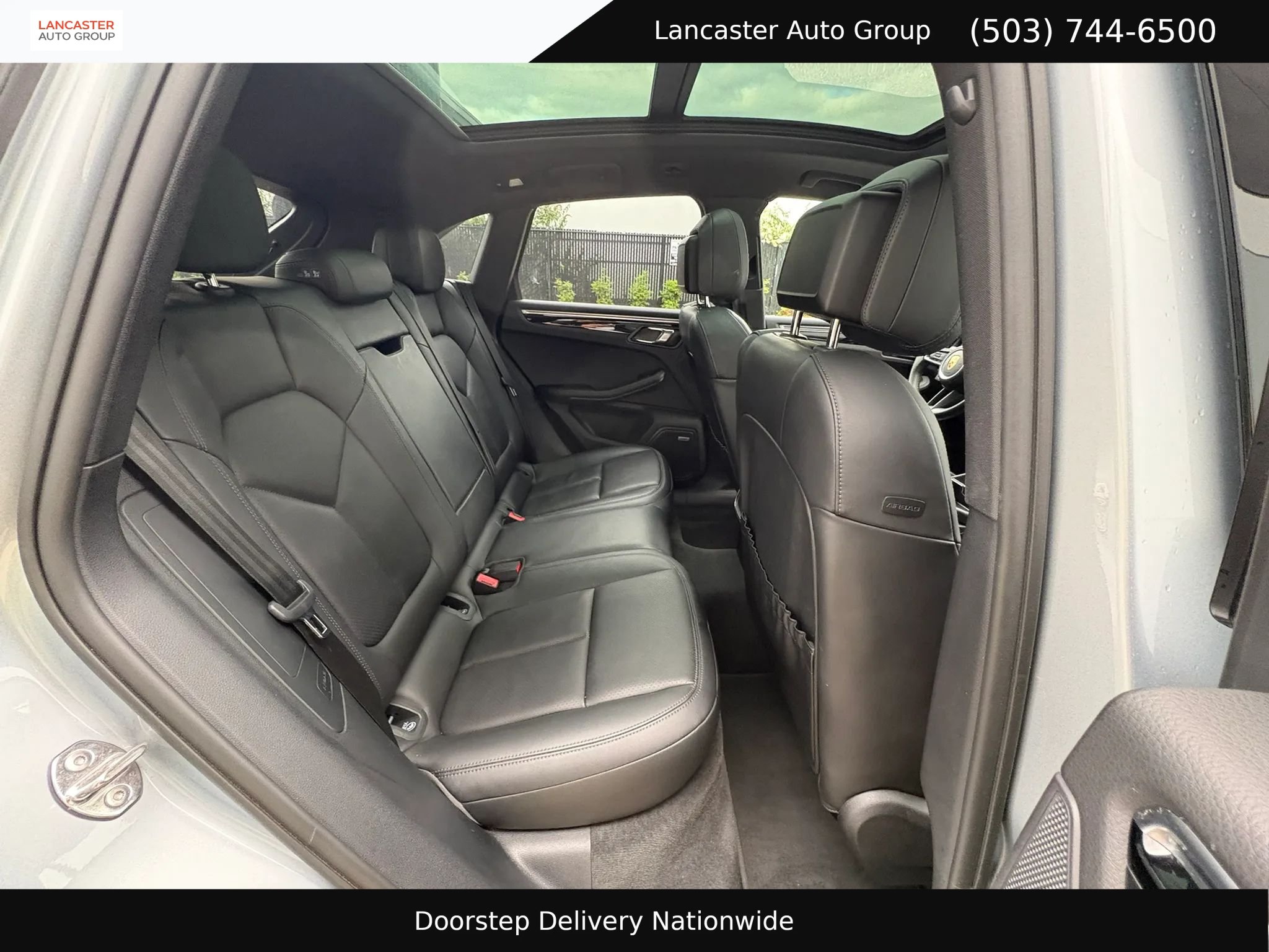 Used 2022 Porsche Macan S AWD/4WD image 28