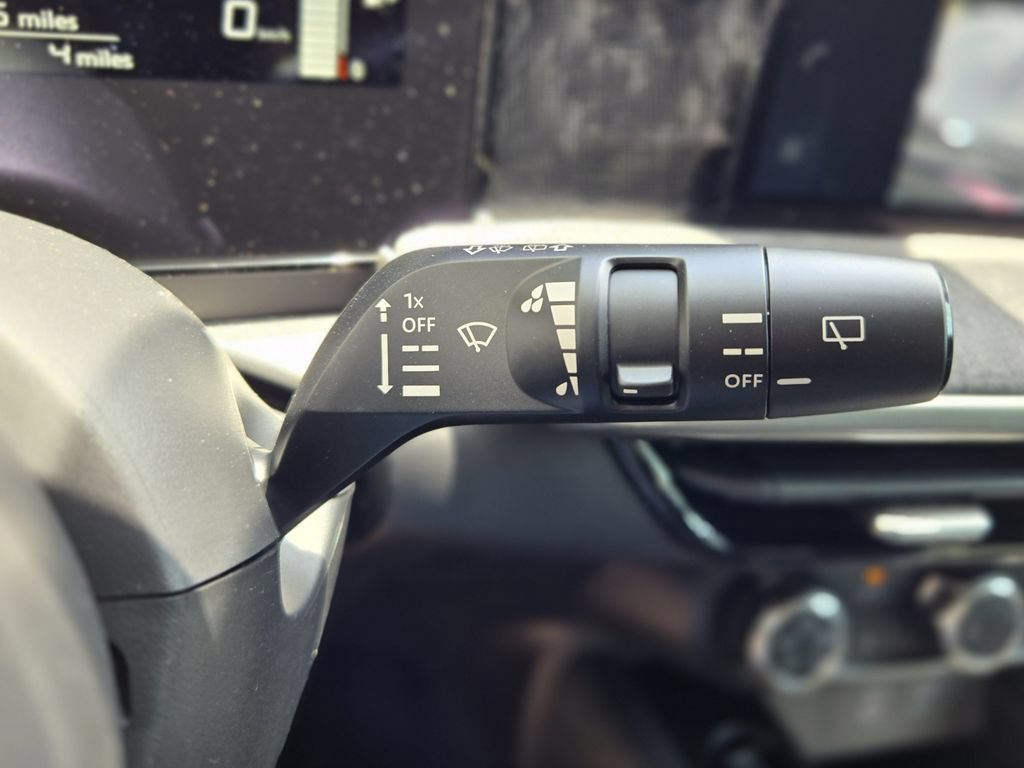 New 2026 Nissan Kicks S FWD image 18