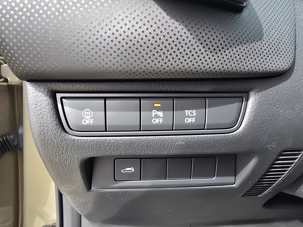 New 2026 MAZDA CX-50 Meridian Edition w/ Weather Package AWD/4WD image 17