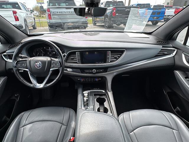 Used 2024 Buick Enclave Premium image 20
