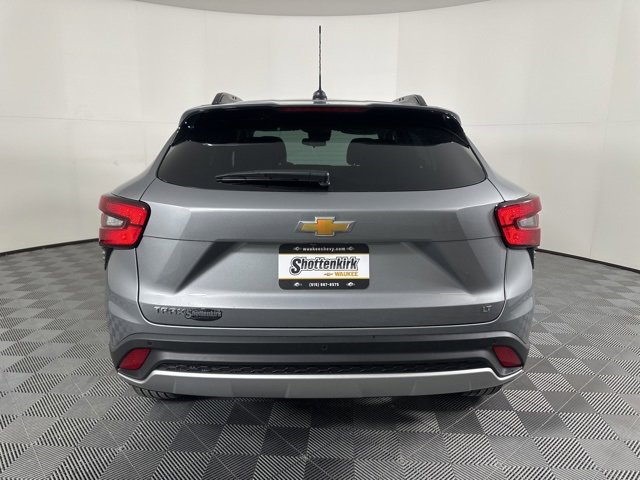 New 2026 Chevrolet Trax LT image 4