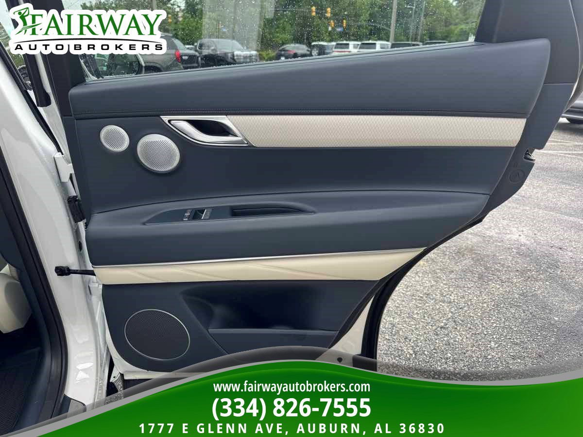 Used 2025 Genesis GV80 3.5T Prestige AWD/4WD image 33