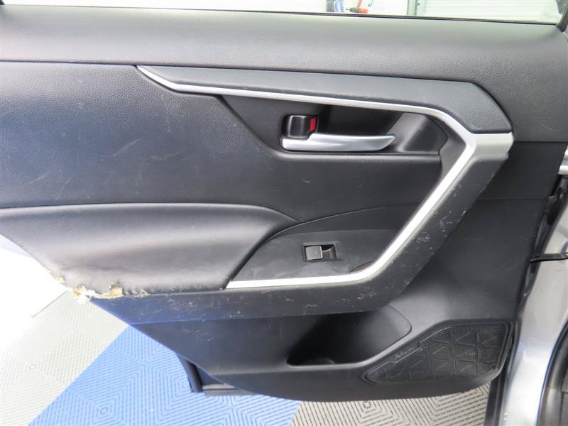 Used 2023 Toyota RAV4 XLE Premium AWD/4WD image 20