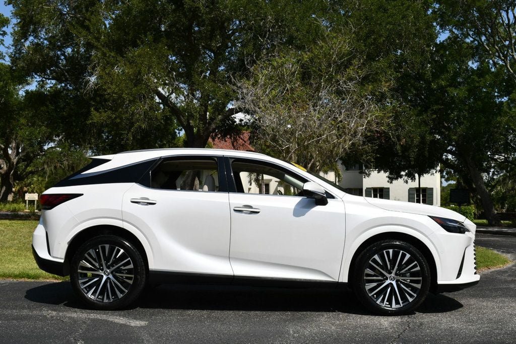 Used 2023 Lexus RX 350 Premium Plus w/ Accessory Package FWD image 33