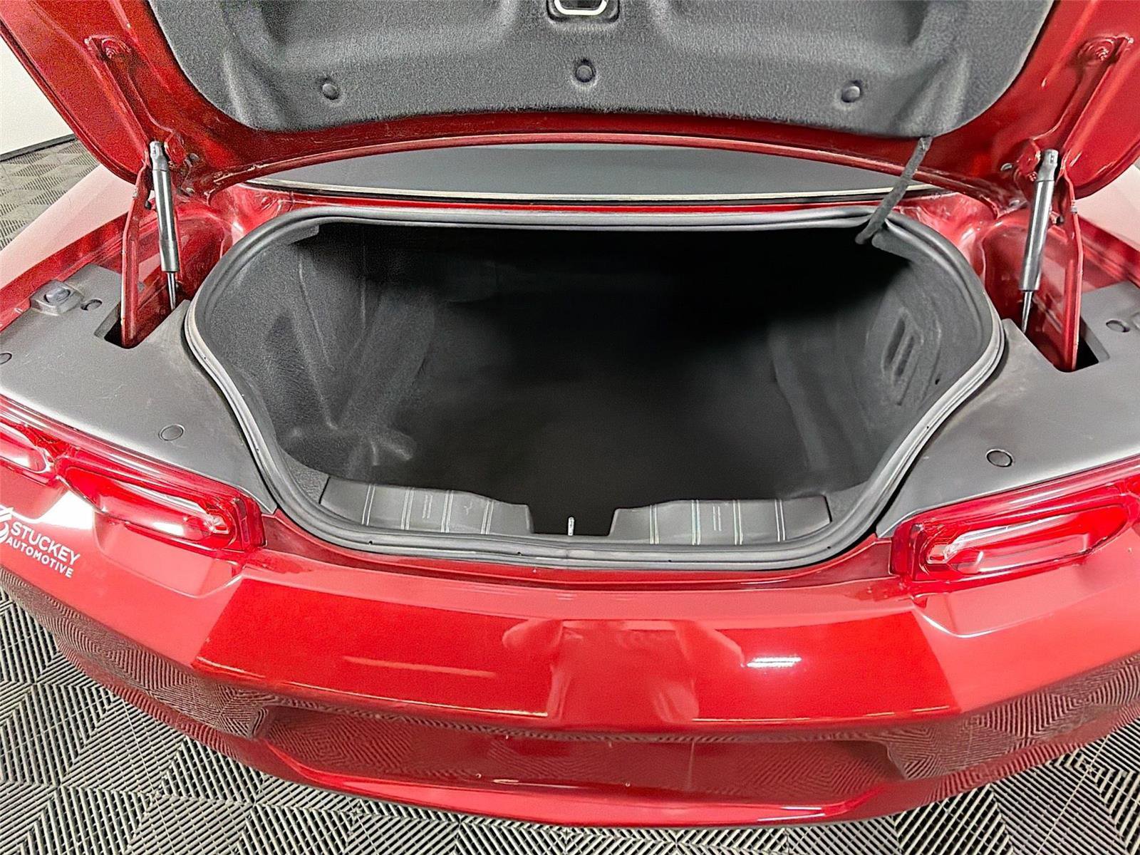 Used 2022 Chevrolet Camaro LT RWD image 23