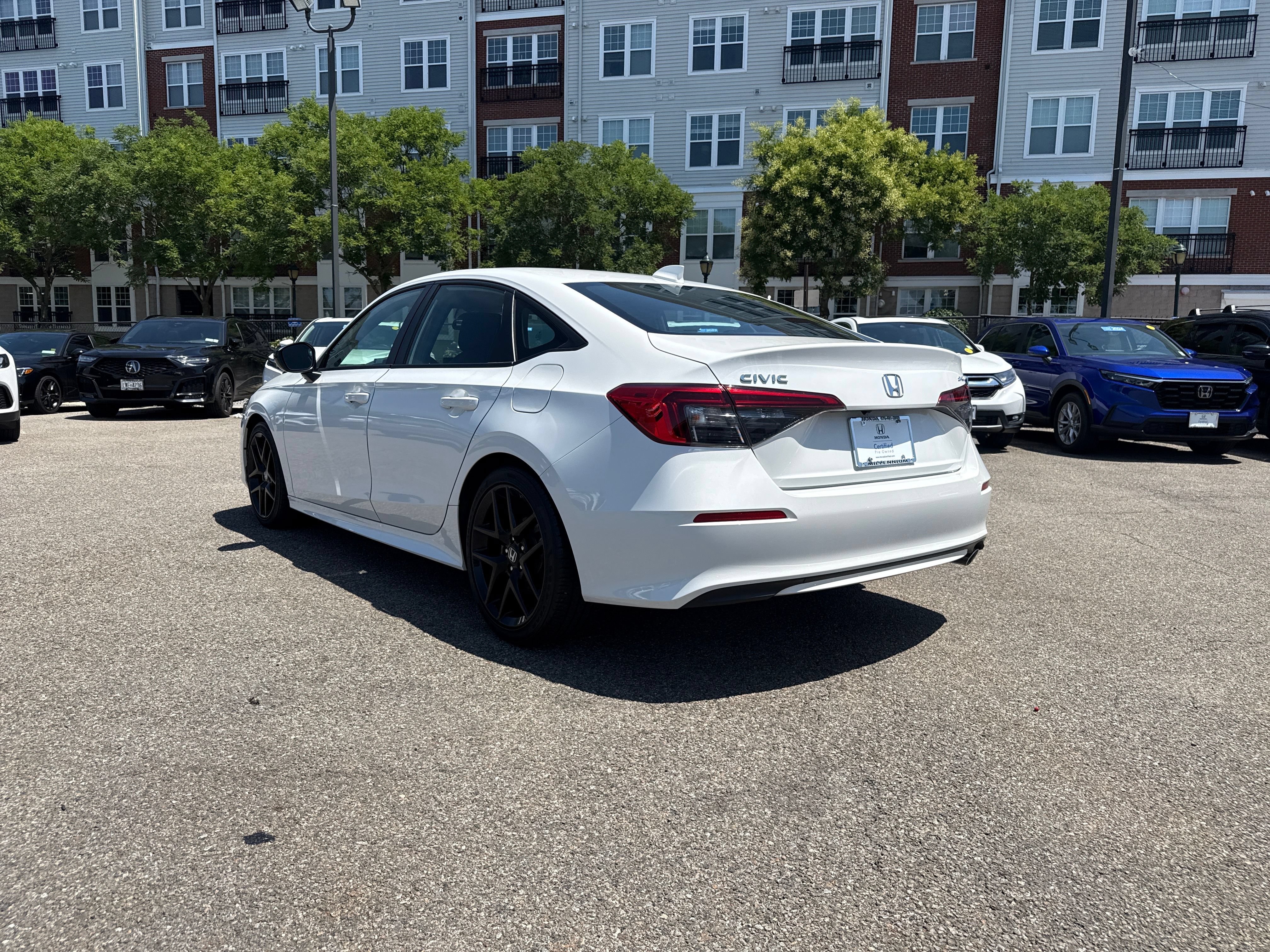 Used 2023 Honda Civic Sport image 3