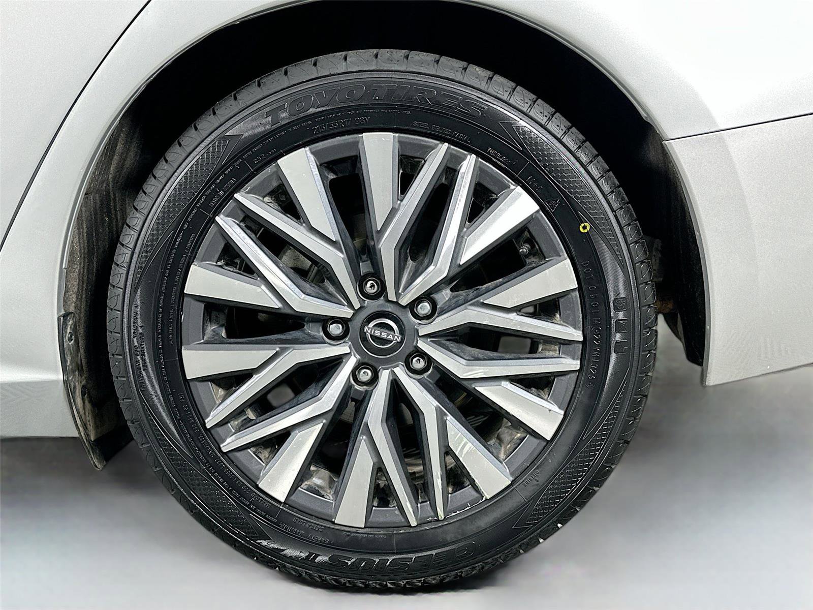 Used 2024 Nissan Altima 2.5 SV image 27