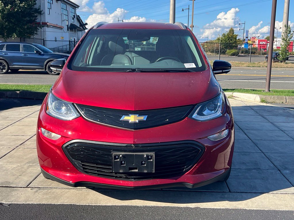 Used 2021 Chevrolet Bolt Premier w/ Infotainment Package FWD image 4