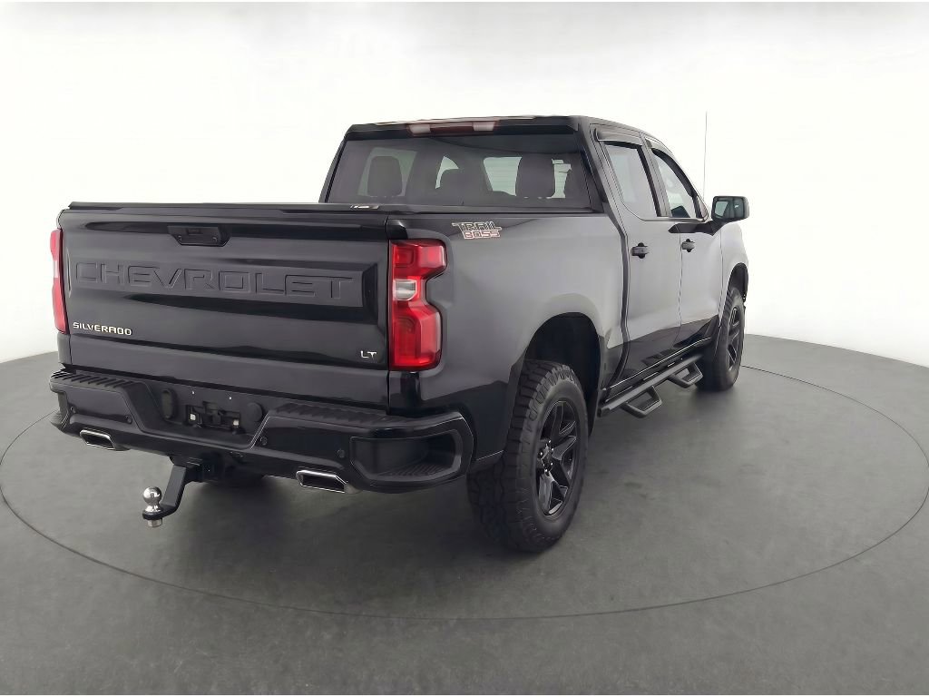 Used 2019 Chevrolet Silverado 1500 LT Trail Boss w/ Convenience Package AWD/4WD image 4