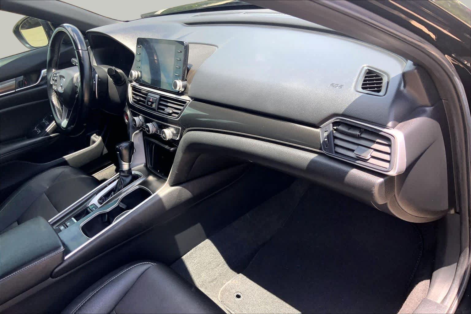Used 2020 Honda Accord Sport image 18