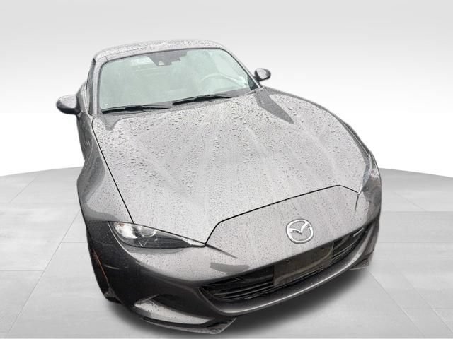 Used 2018 MAZDA MX-5 Miata RF Grand Touring RWD image 6