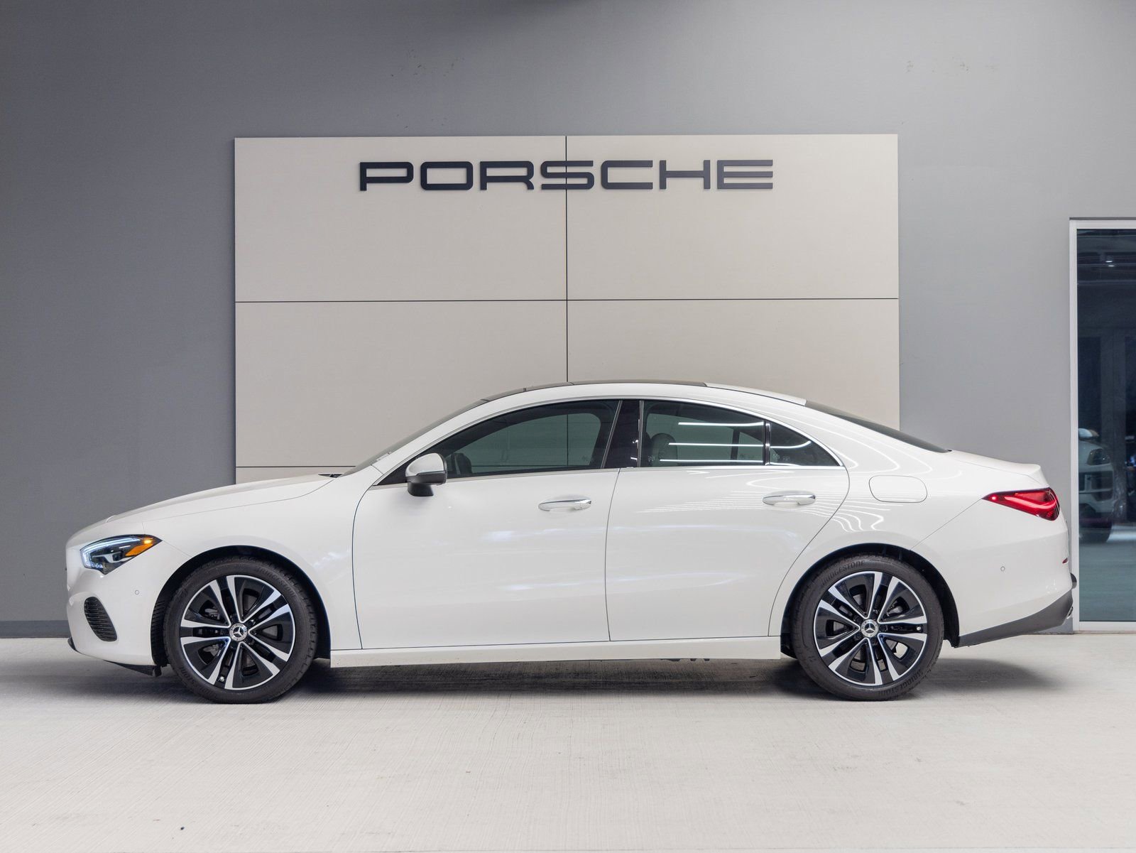 Used 2025 Mercedes-Benz CLA 250 image 2