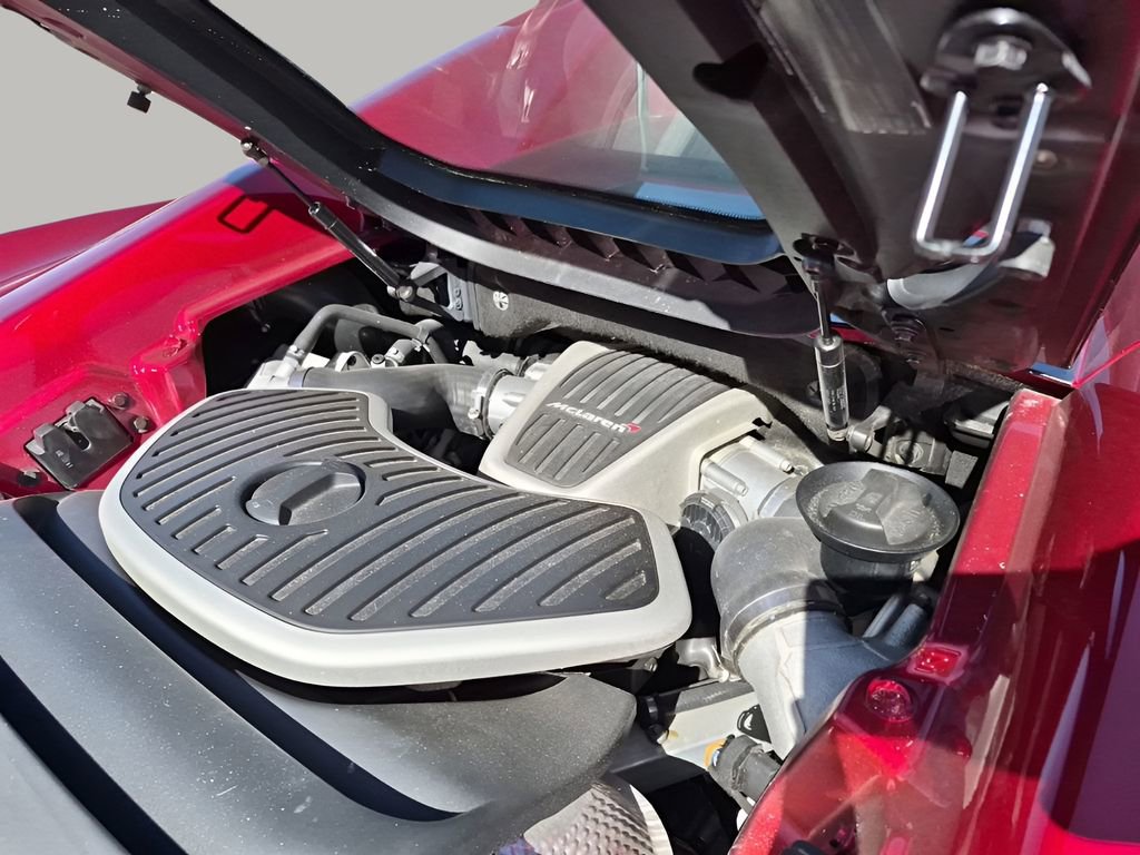 Used 2013 McLaren MP4-12C Spider image 38