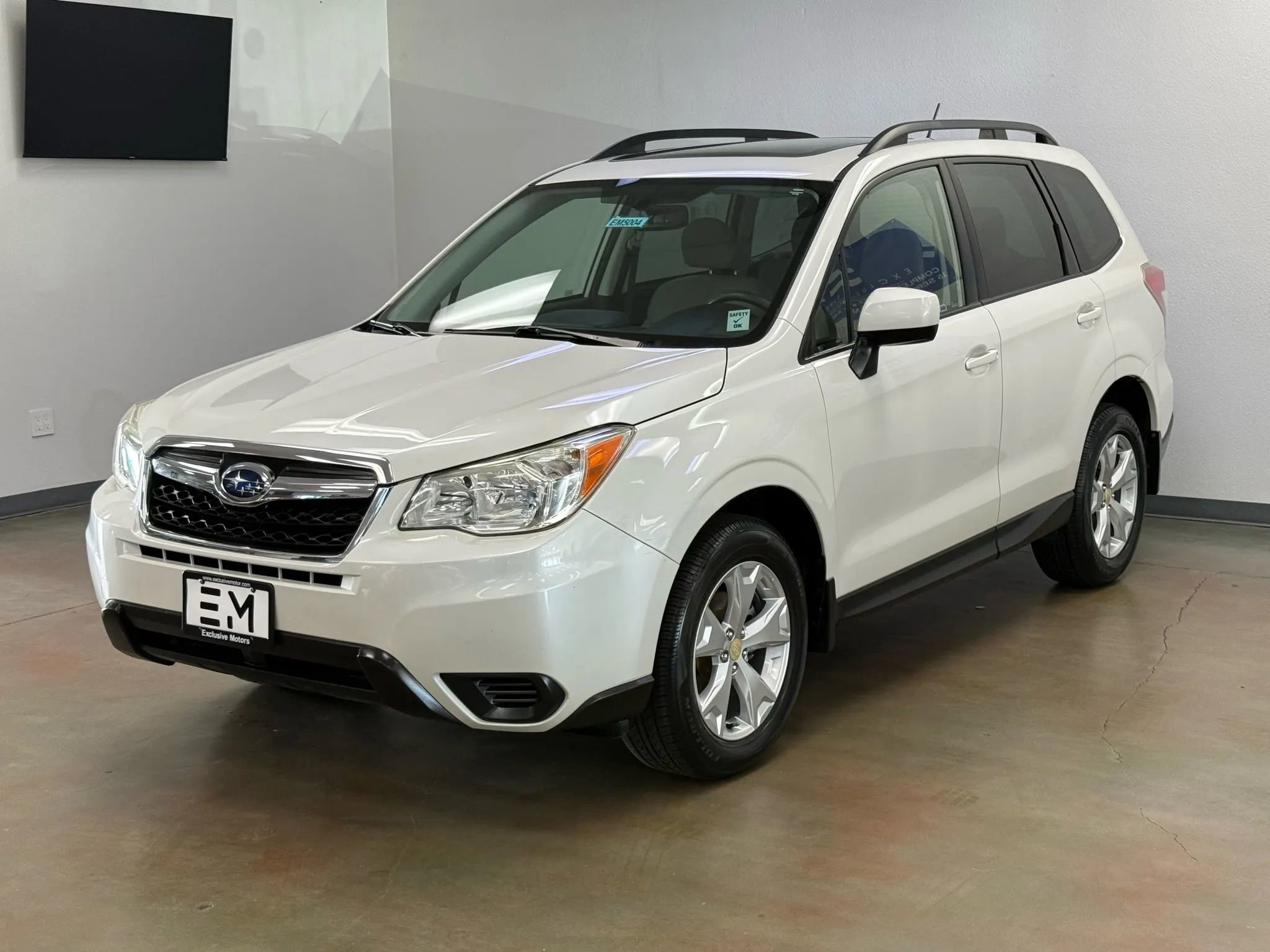 Used 2015 Subaru Forester 2.5i Premium w/ All-Weather Package image 3