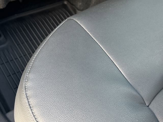 Used 2025 Toyota Corolla Cross XLE w/ Convenience Package image 14