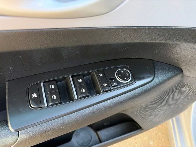 Used 2024 Kia Forte LXS FWD image 12