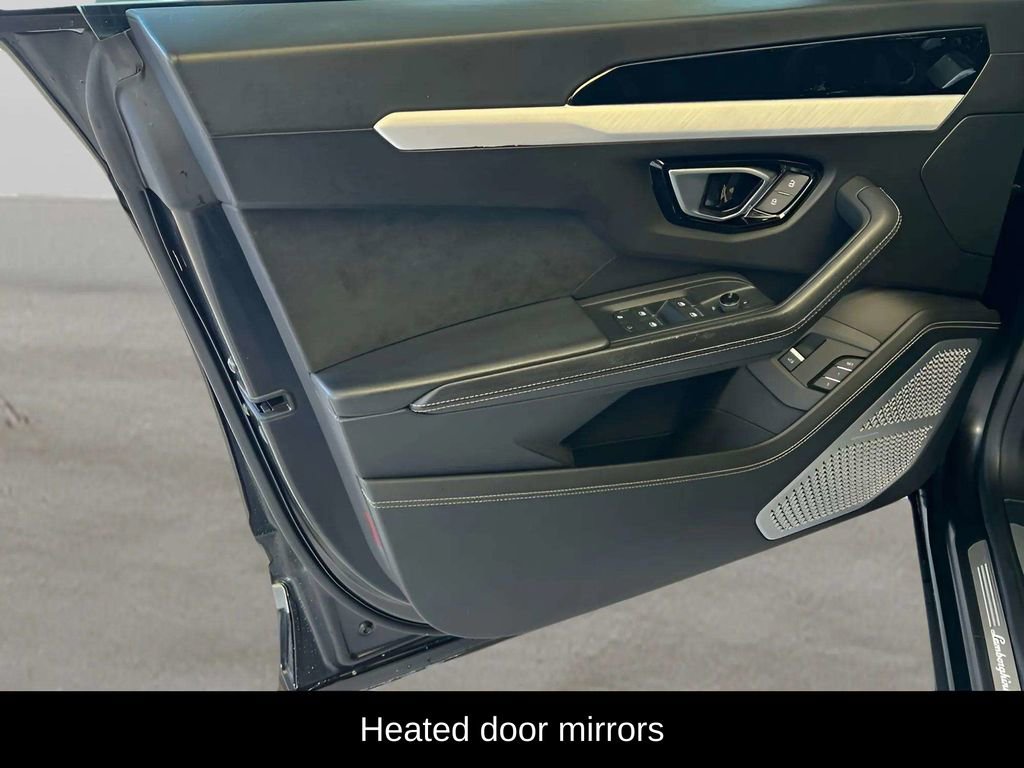 Used 2021 Lamborghini Urus image 14