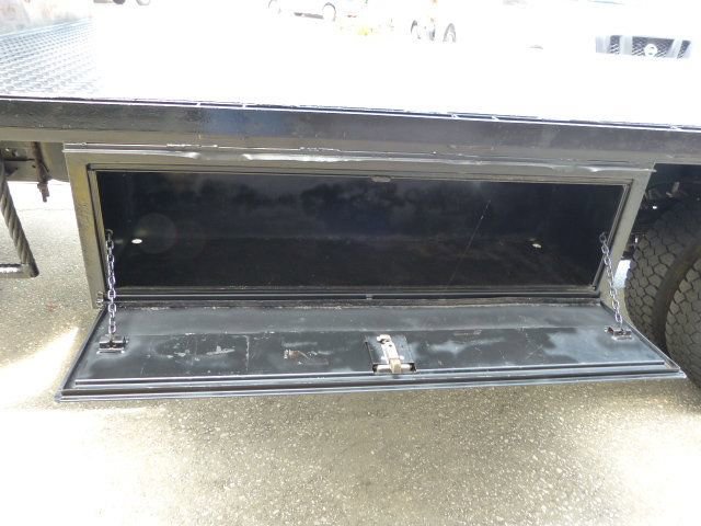 Used 2018 Ford F550 2WD Regular Cab Super Duty image 16