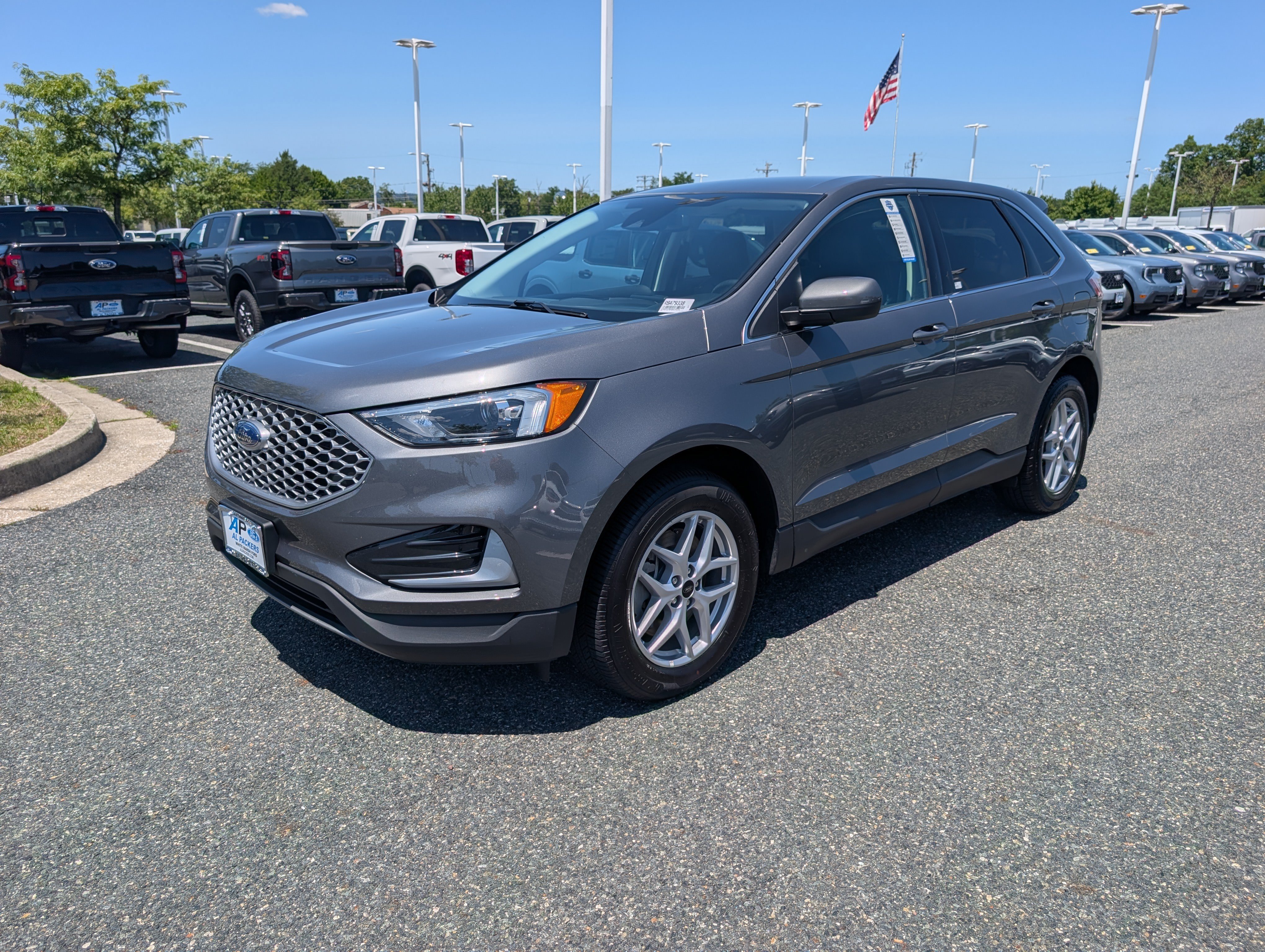 Certified 2024 Ford Edge SEL AWD/4WD image 7