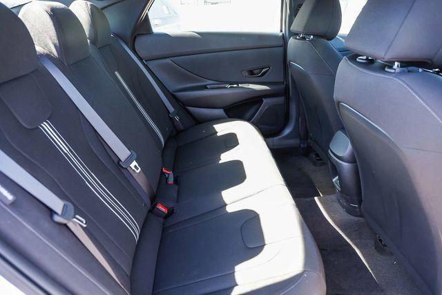 New 2025 Hyundai Elantra SEL image 20