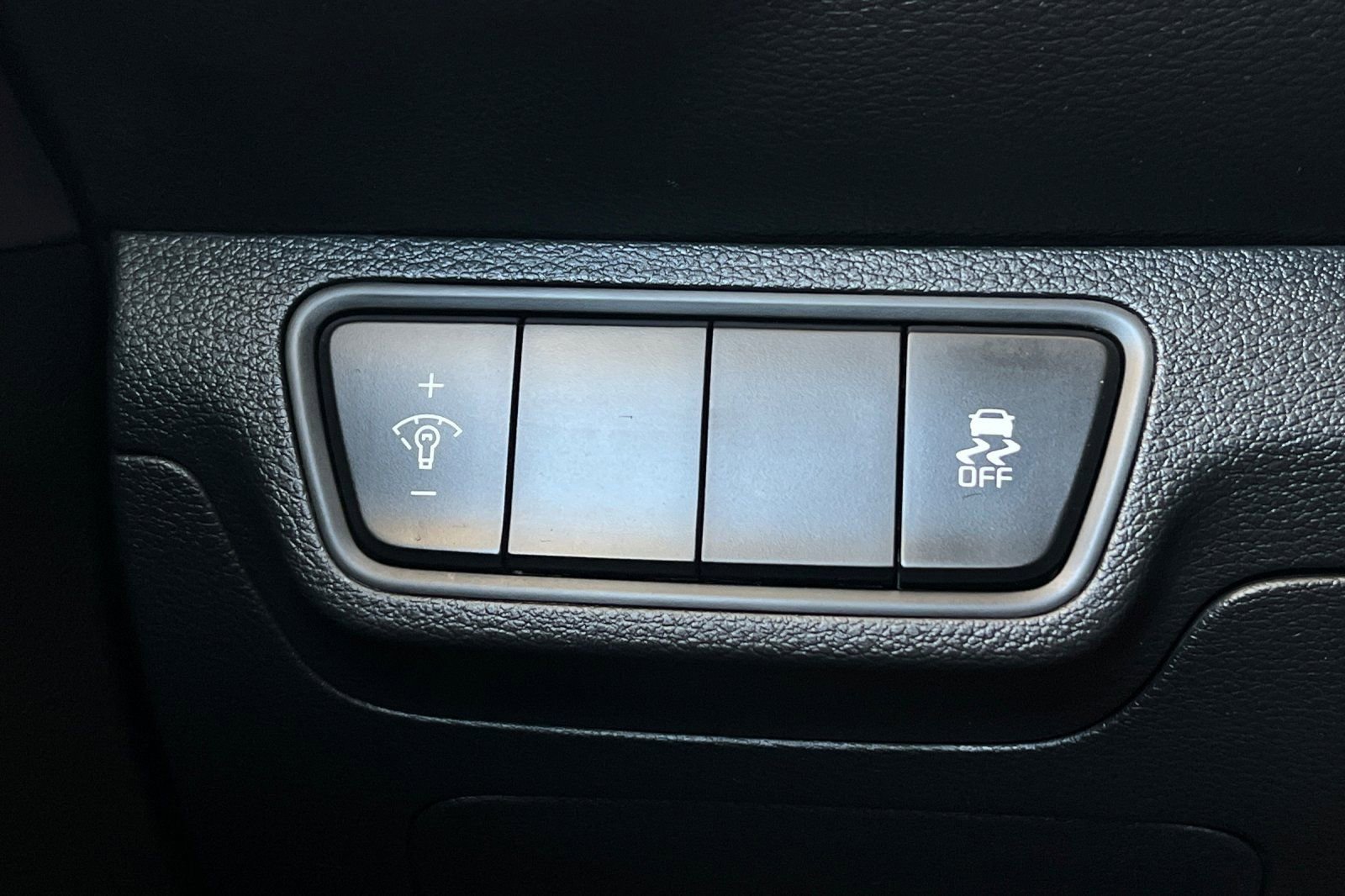 Used 2024 Kia Forte LXS FWD image 28