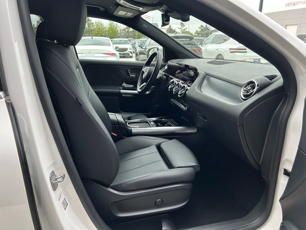 Used 2025 Mercedes-Benz GLA 250 4MATIC image 22